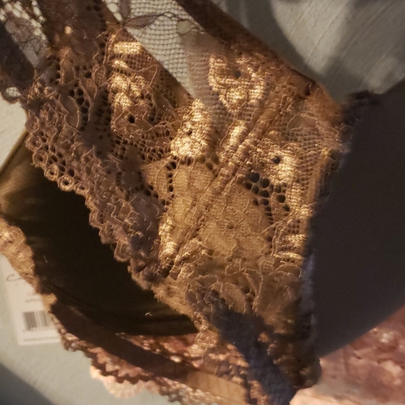 Carrie Amber Intimates - 2 Bras - Picture 5 of 5